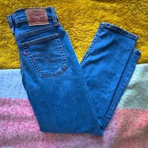 Levi’s Wedgie Straight Jeans